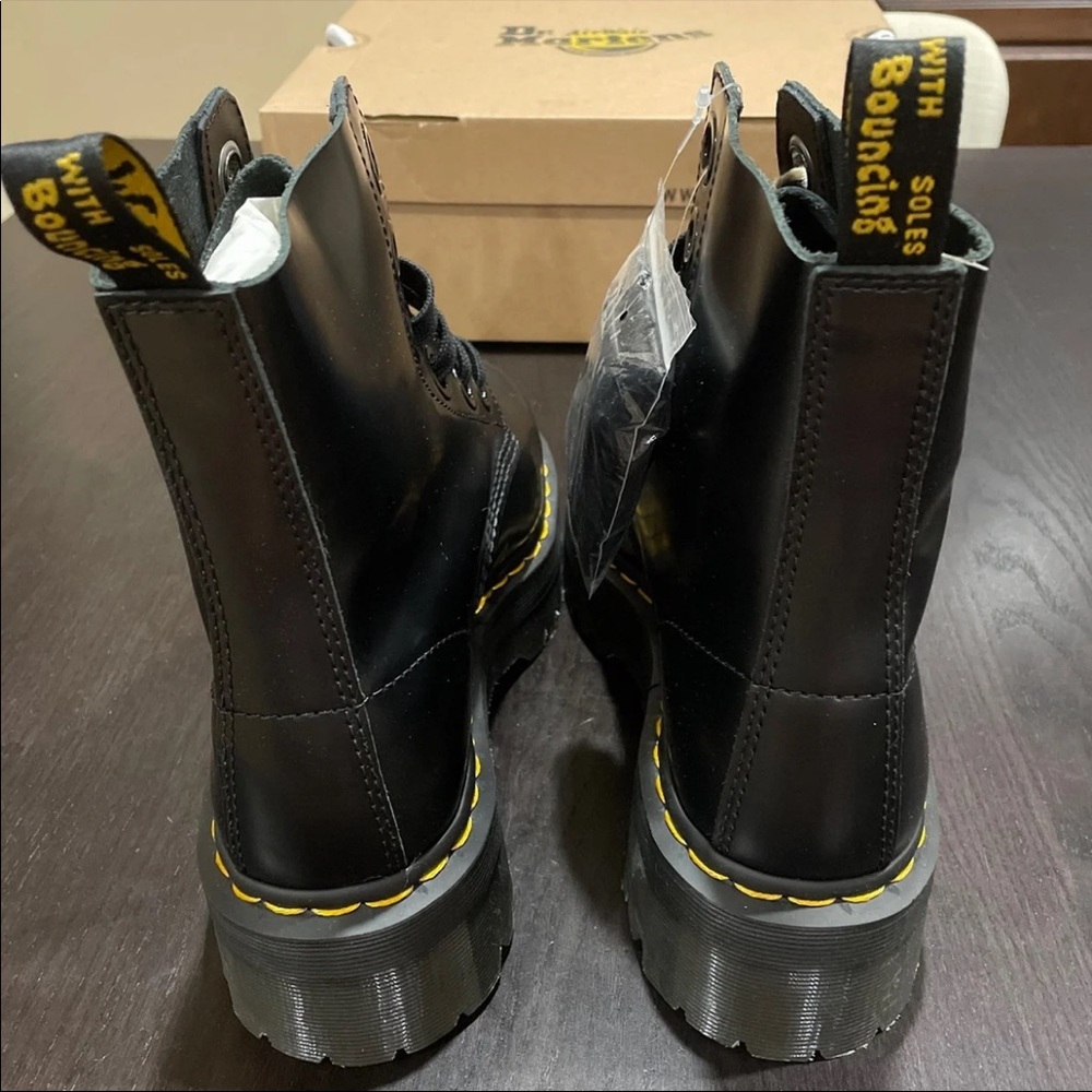 Dr Martens Molly Black Buttero Leather - Picture 3 of 6